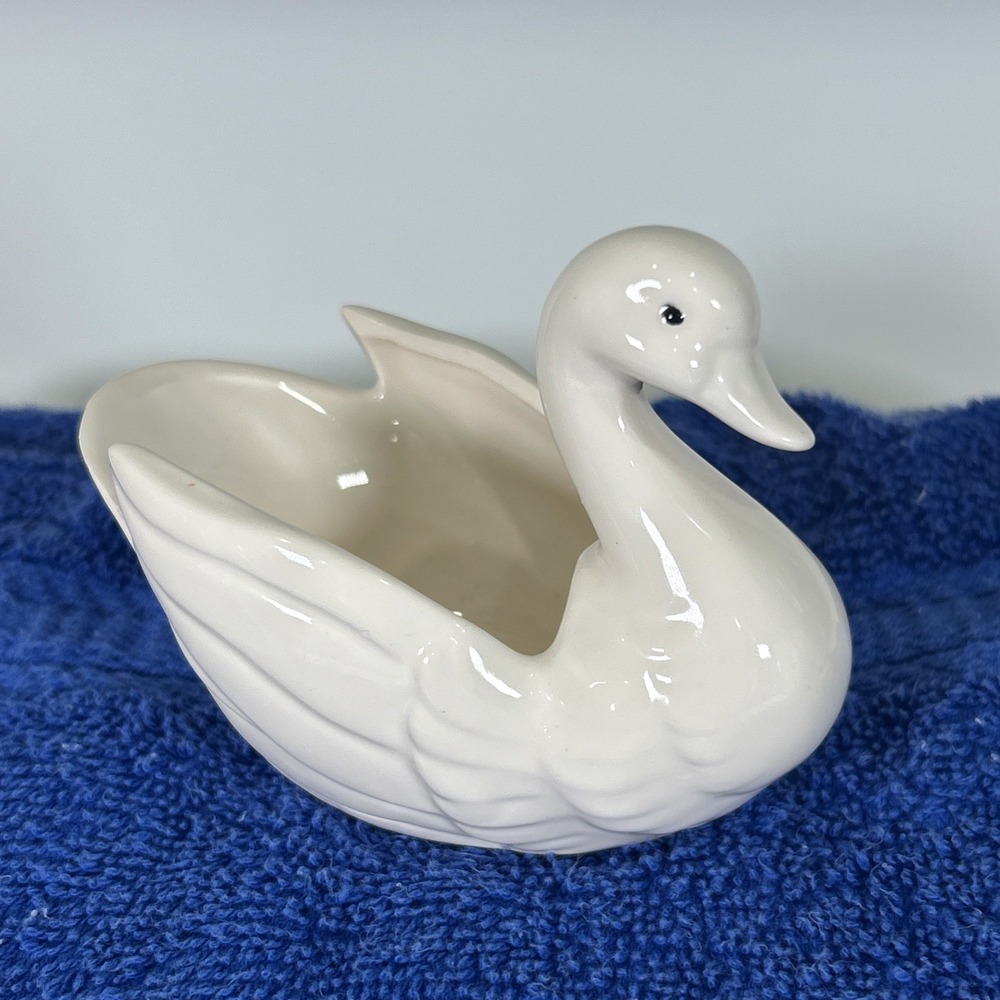 Vintage Miniature White Porcelain Swan Trinket Dish Ring Holder 3x4x2.5 inches